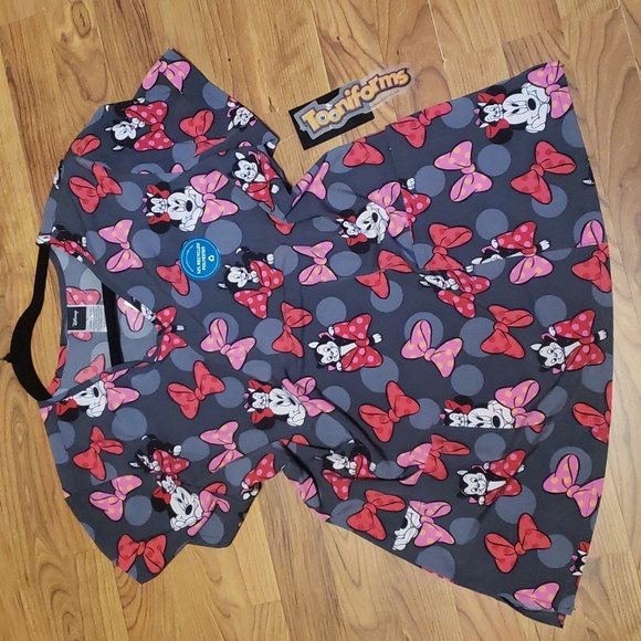 Minnie mouse scrub uniform - Picture 1 of 4